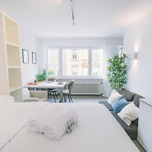  Apartamento Stylish In The Heart Of