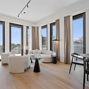 Apartment Voya Zenit Royal - Luxury Rooftop Views & Concierge, Luxembourg